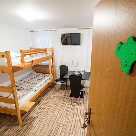 Hostel At Trimcek