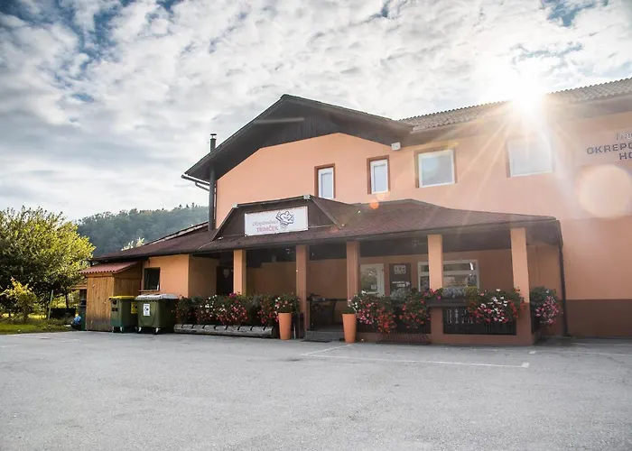 At Trimcek Albergue *